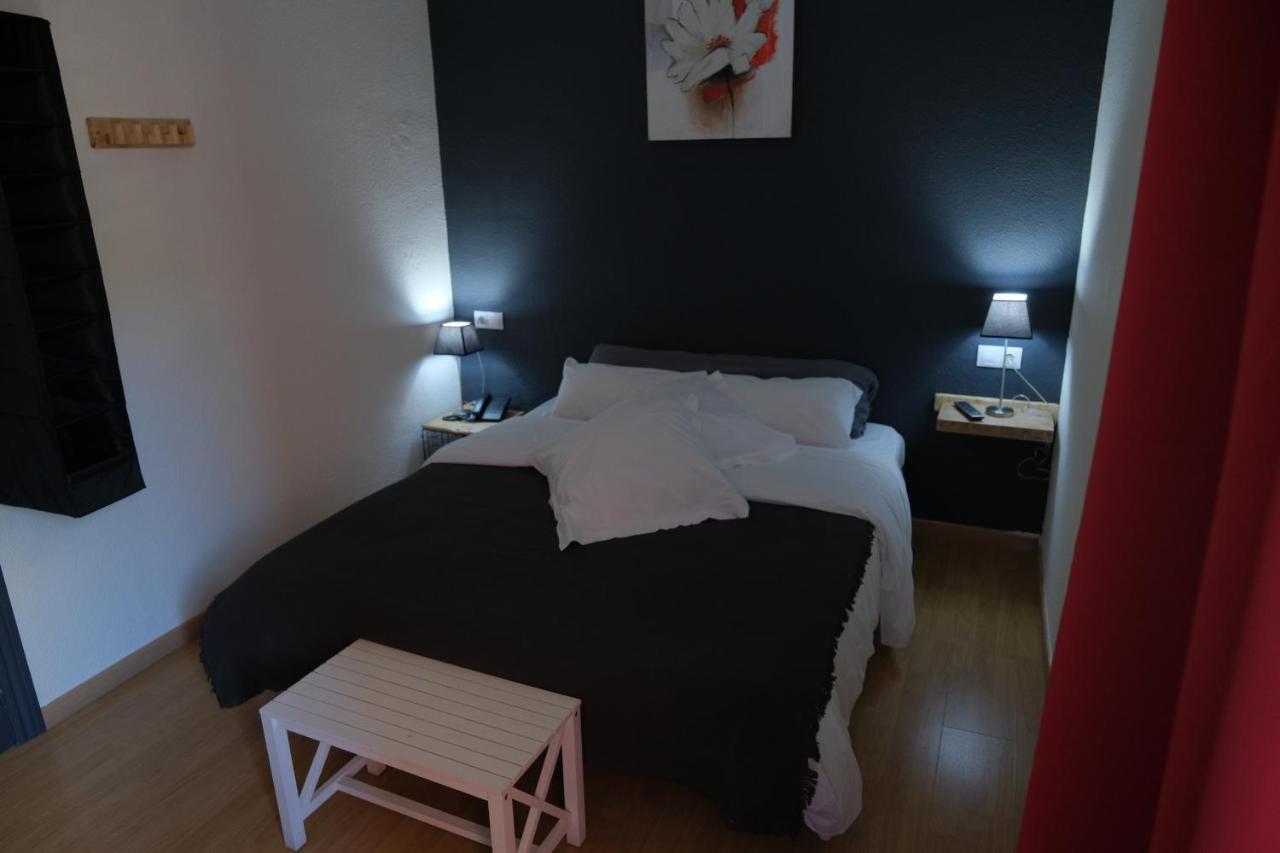 Hotel Arbre De Neu Encamp Bagian luar foto