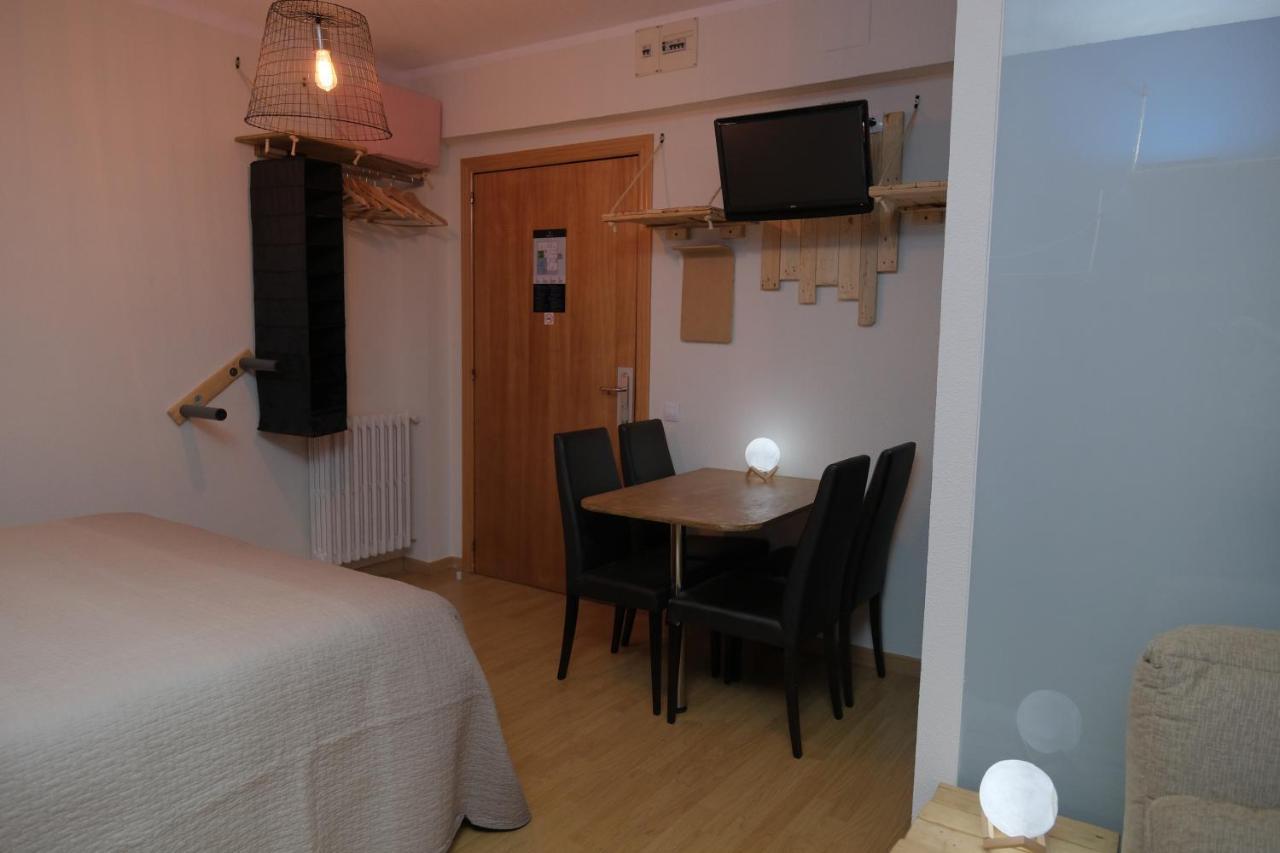 Hotel Arbre De Neu Encamp Bagian luar foto